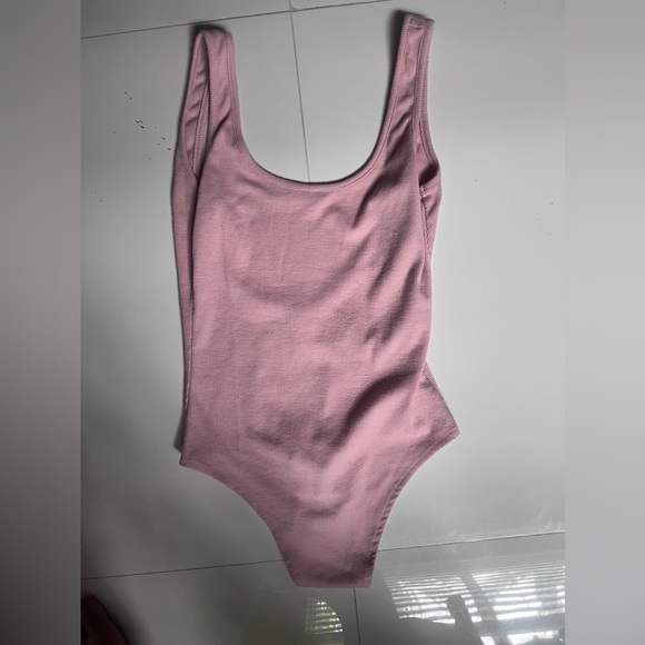 repop Tops - Soft pink scoop back and thong back bodysuit